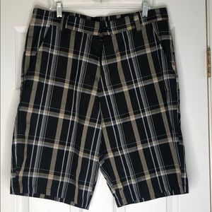 Yago men’s shorts